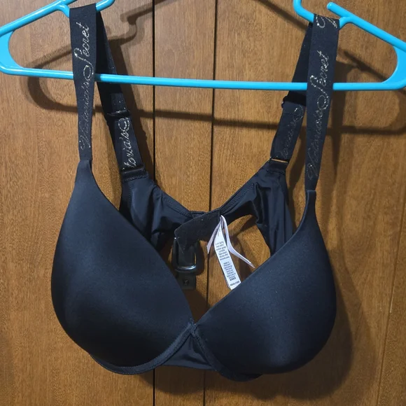 Victoria's Secret Black Bra with Logo Straps - Picture 1 of 5